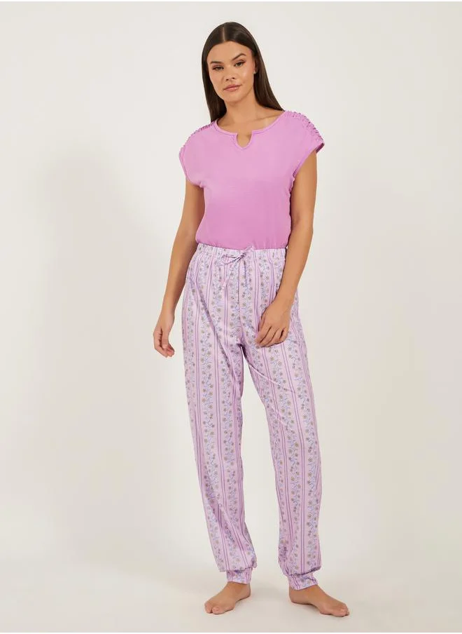 ستايلي Solid Gathered Shoulder Top and Printed Cuffed Pyjama Set