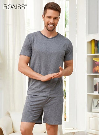 طقم بيجامة رجالي صغير الحجم برقبة على شكل حرف V وأكمام قصيرة وشريط مطاطي، قطعتان، بدلة رجالية مريحة وفضفاضة لفصل الصيف، ملابس منزلية رقيقة، بيجامات منزلية كلاسيكية وبسيطة، رمادية - pzsku/ZCCE0F0637BDF1F8498A2Z/45/1750302754/1bfa6179-4772-418f-8397-608922ae64d3