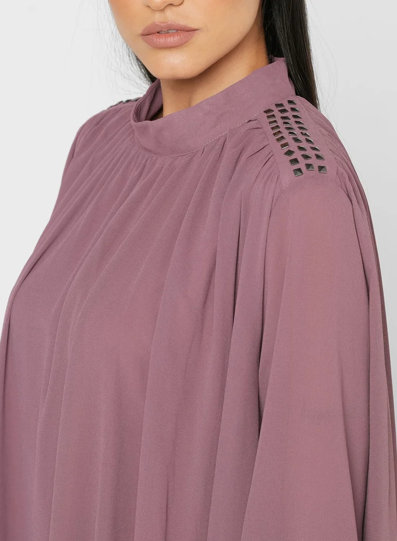 leem High Neck Pleated Kaftan