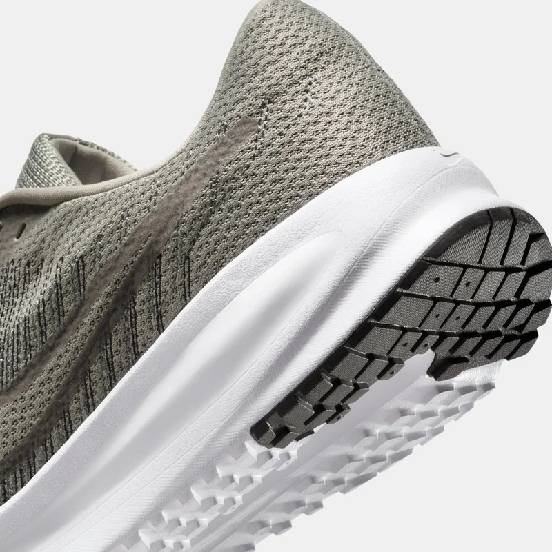 Nike Men's Run Defy Road Running Shoes