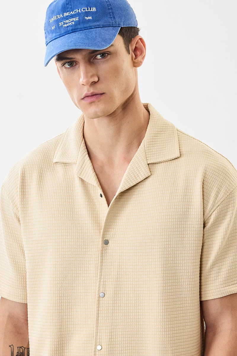 سنيتش قميص بأزرار كبس بنسيج بارز