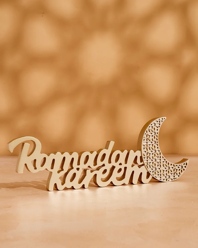 REDTAG Gold "Ramdan Kareem" Décor Accent
