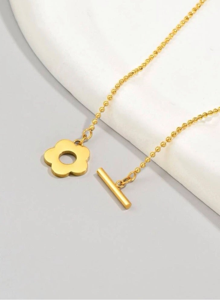 Casual collection Elegant Stainless Steel Gold Plated Necklace For Women - Image 2