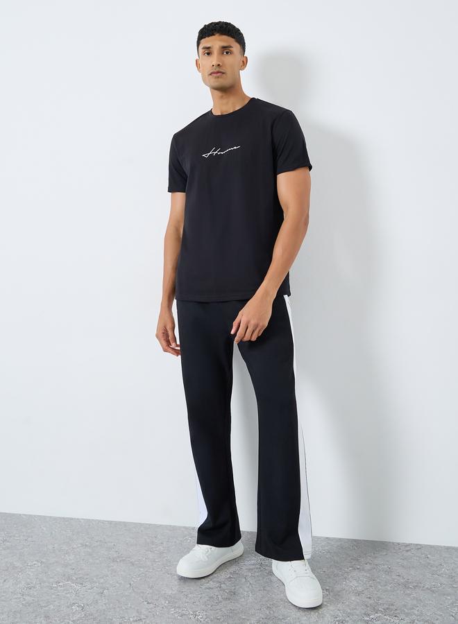 Styli Men Black Slogan Print Oversized Joggers - Image 2