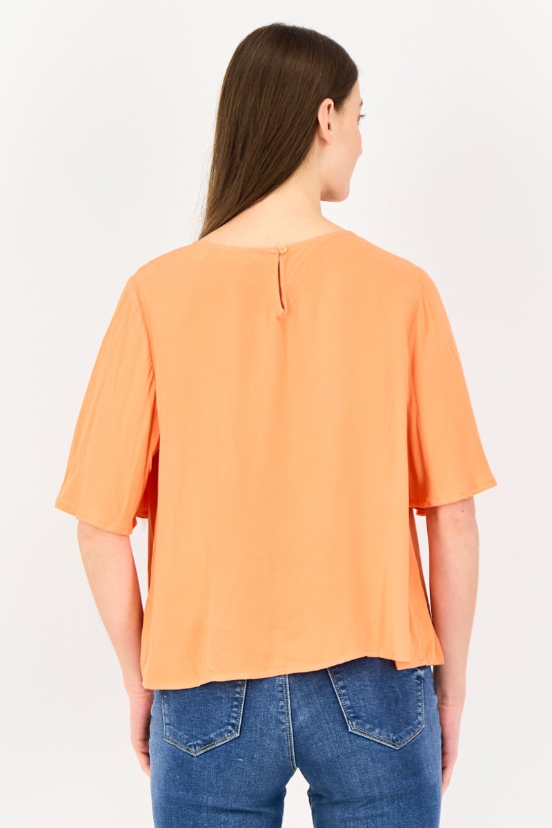 Levi's بلوزة نسائية بأكمام قصيرة وياقة دائرية، برتقالية - Image 3