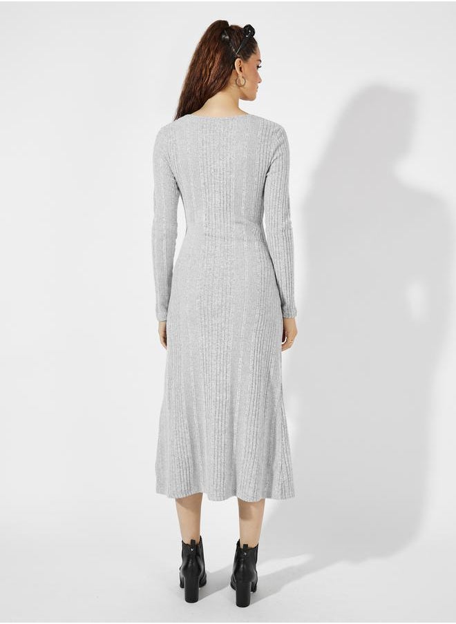 Front Knot Detail Textured Knit A-Line Midi Dress - pzsku/ZCCF074E4FB5E9F3F9CF4Z/45/_/1728492562/5033ec43-4783-49c8-aaba-228c0f96c831