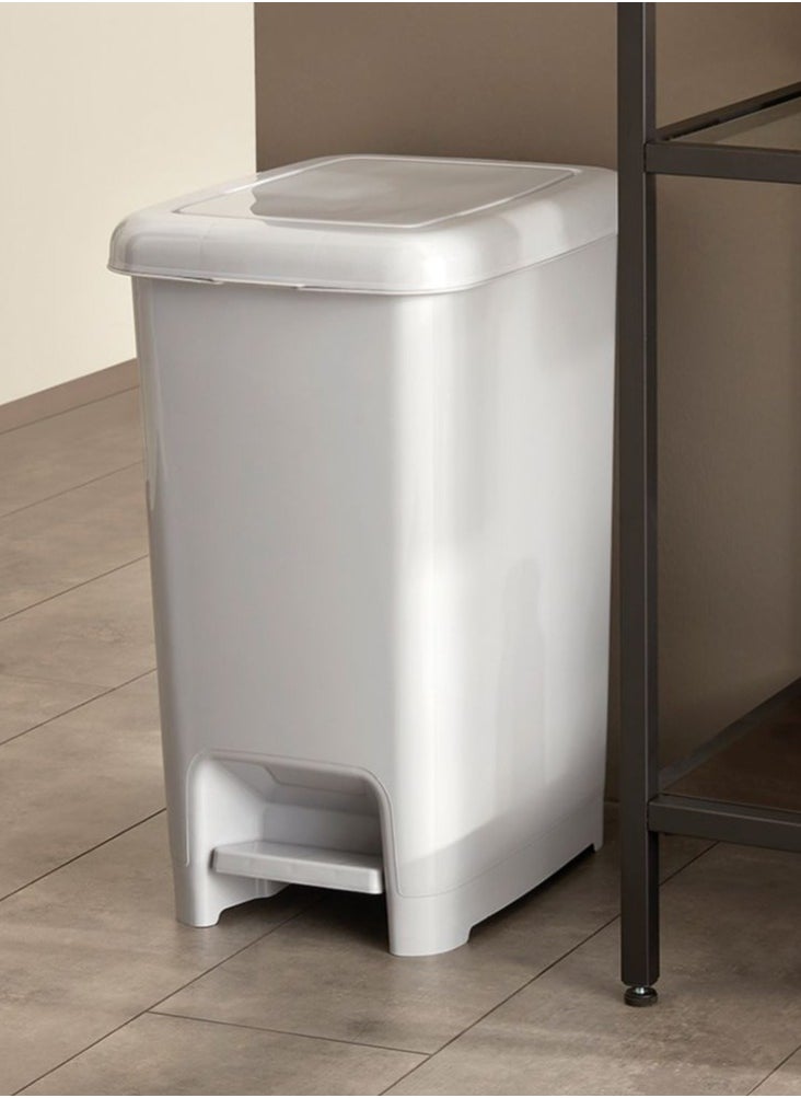 dunya Plastic Pedal Dustbin 60 Liter 49X35X63 CM  - Image 2
