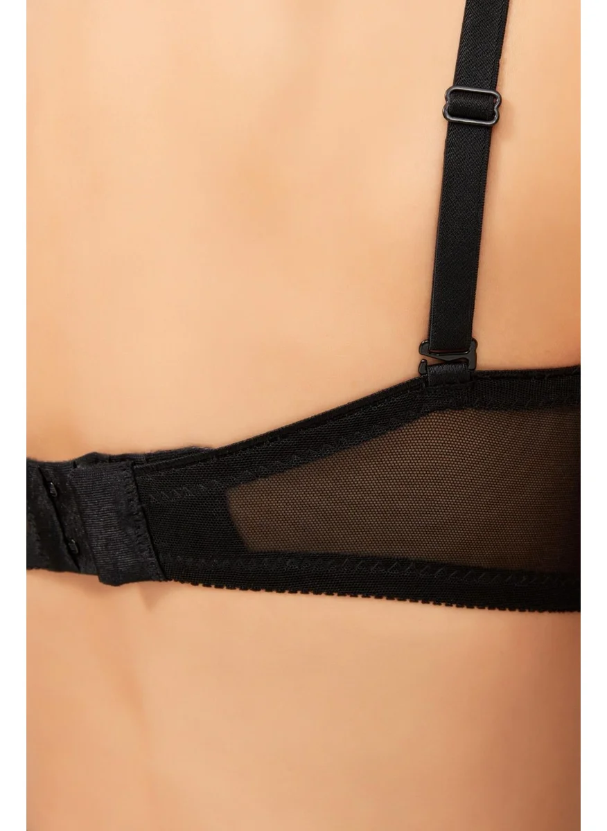 كوتن هيل Black Underwire Lotus Bra