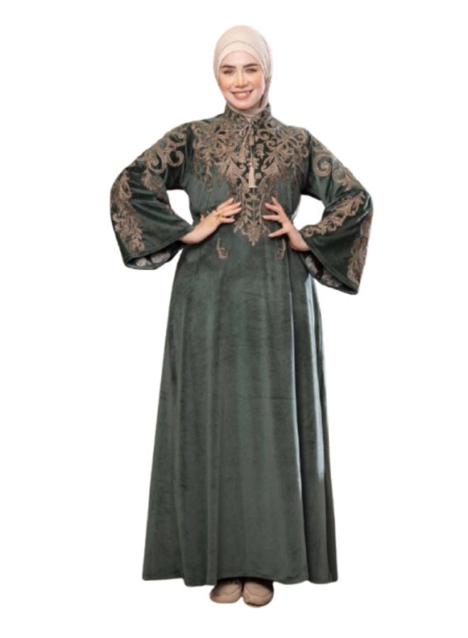 Women's winter velvet embroidered abaya – suitable for receiving guests and going out - Image 1