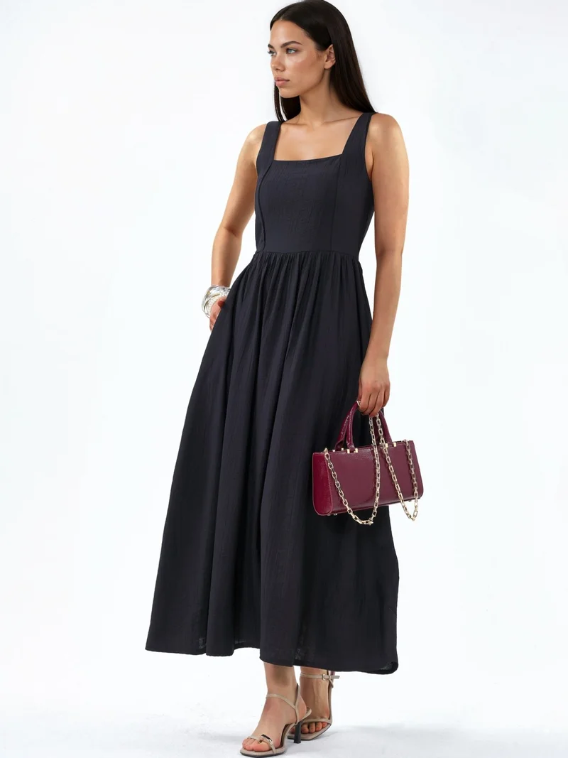 بوسيم BUSEM Solid Midi Dress with Square Collar