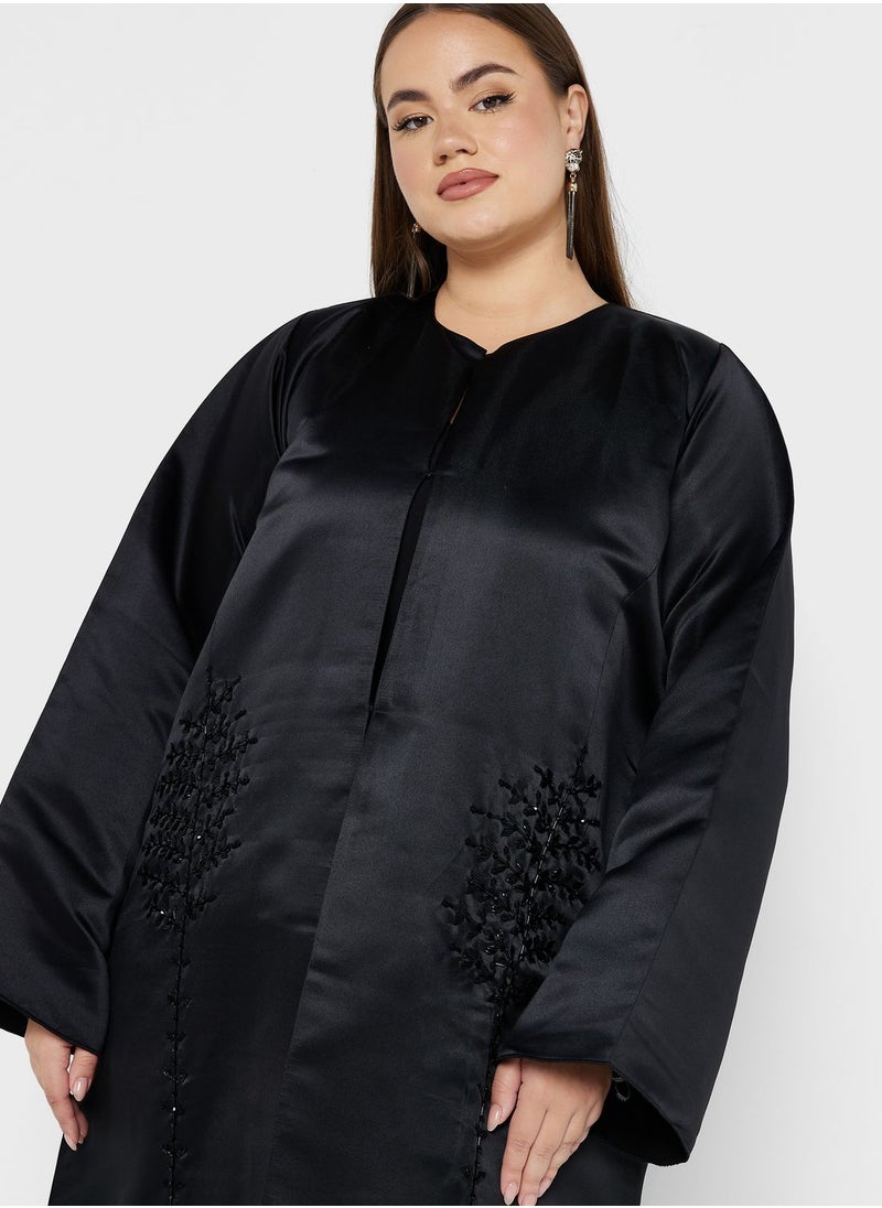 Hayas Closet Curve - Embellished Detail Abaya - Image 1