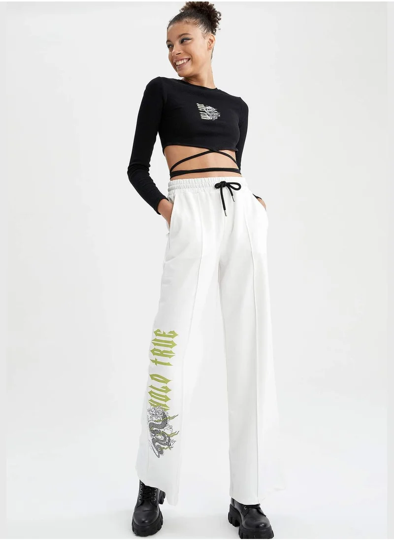 DeFacto Loose Fit Bell Bottom Jeans