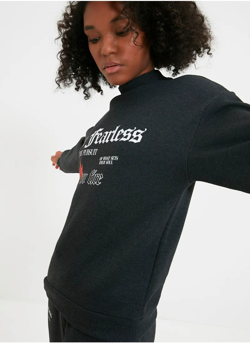 trendyol Graphic Knitted Sweatshirt