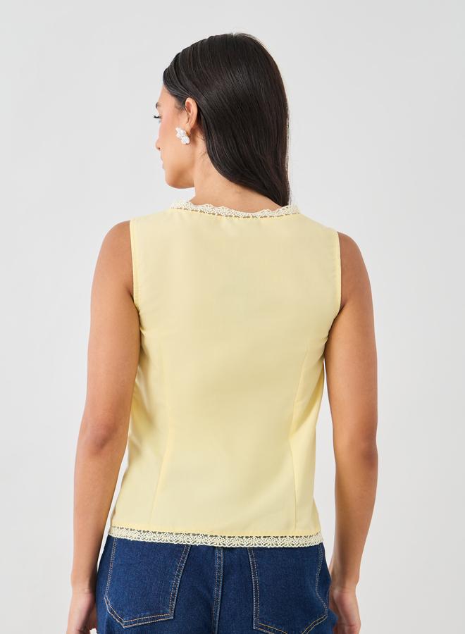 Styli Styli Lace Trim Square Neck Buttoned Top  - Image 5
