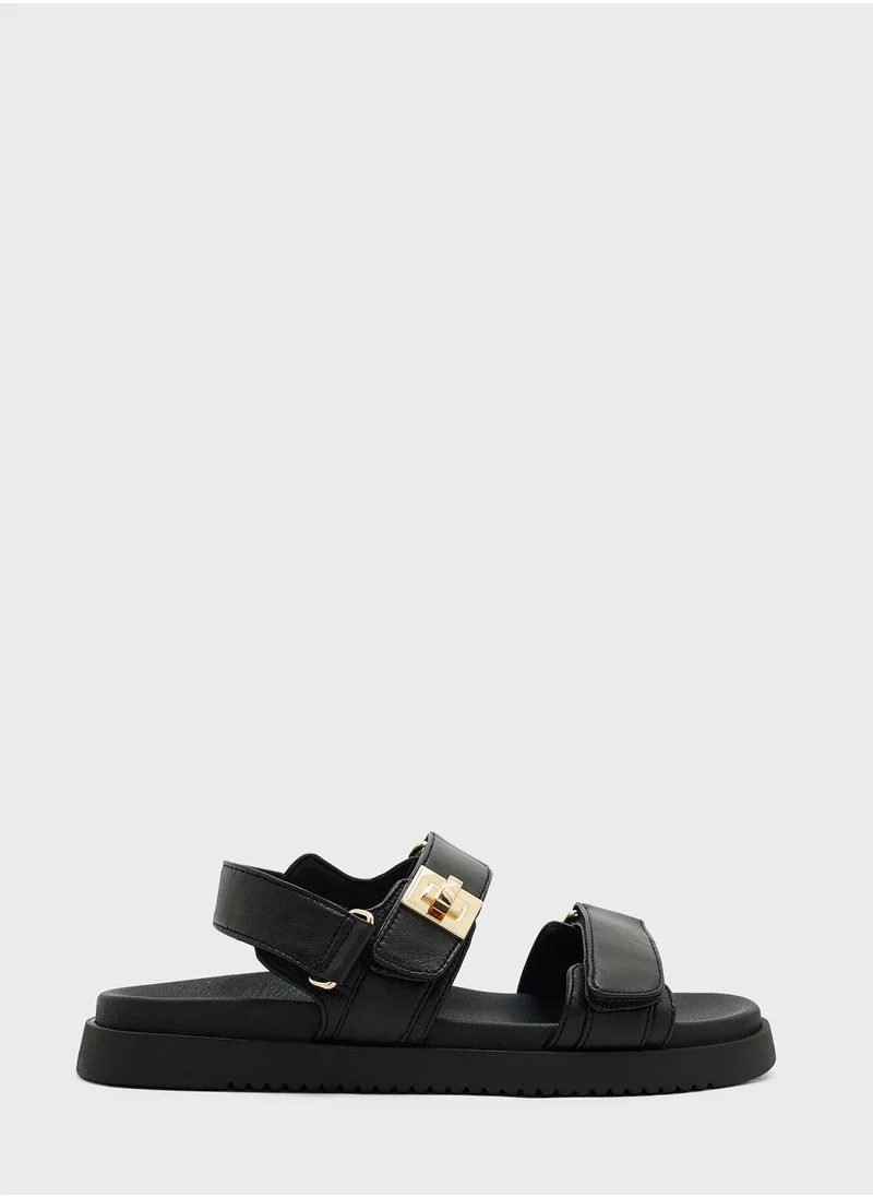 STEVE MADDEN Multi Strap Flat Sandals