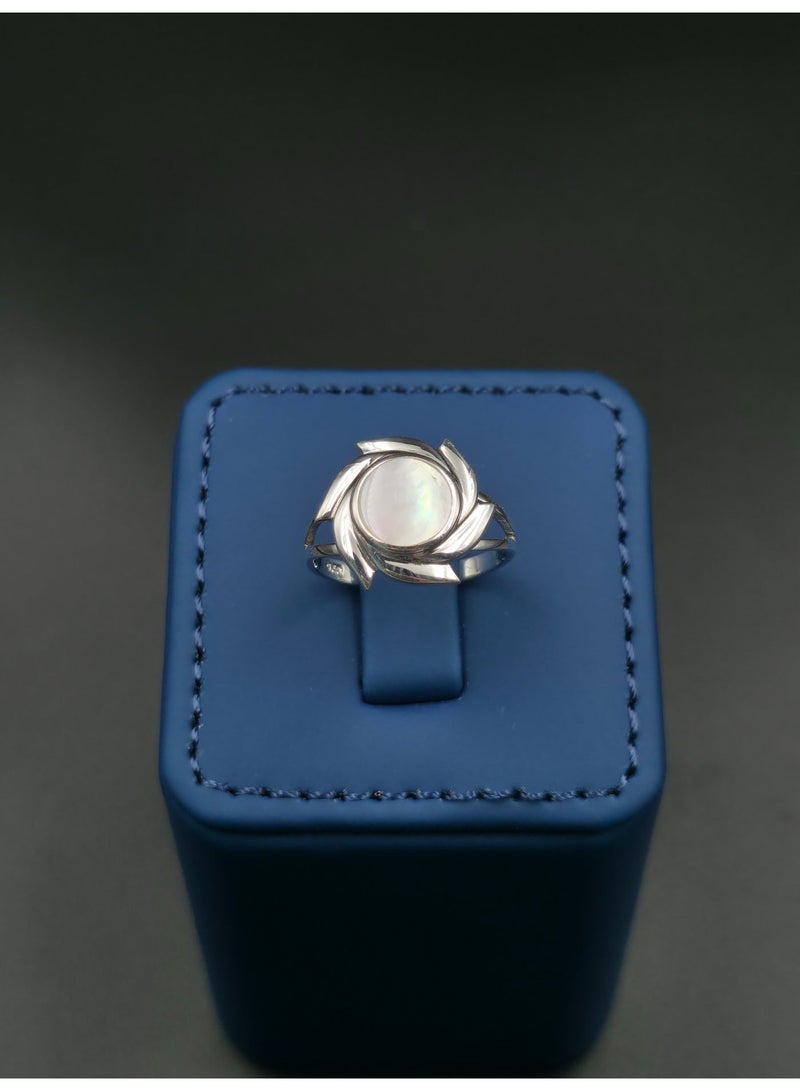 Kanira Premium 925 Sterling Silver Textured Wide Band Ring with Pearl | Vintage Ribbed Statement Ring for Women | KANIRA | Size 6 - Image 3