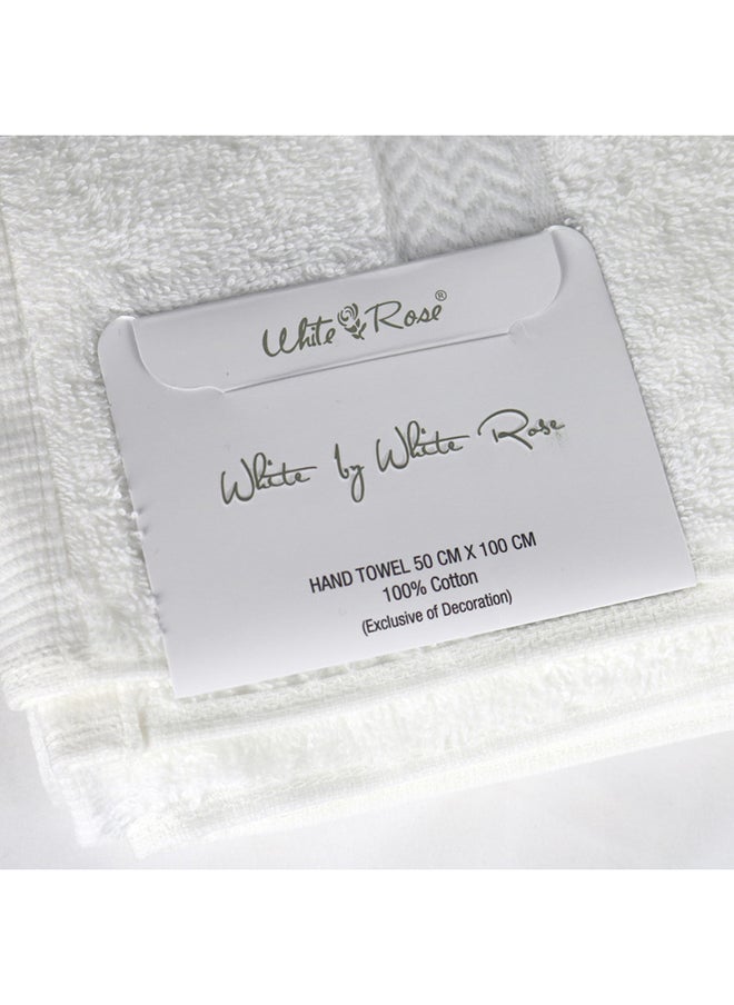White Rose 8 Pcs WHITE ROSE WHITE Towel set 530 GSM 100% Cotton Terry Zic Zac Border 2 Bath Towel (70x140) cm, 2 Hand Towel (50x100) cm, & 4 Face Towel (33x33) cm Soft Feel Highly Absorbent White Color  - Image 5
