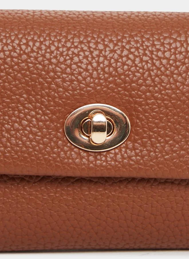 Styli Styli Women Brown Textured Twist Lock Wallet