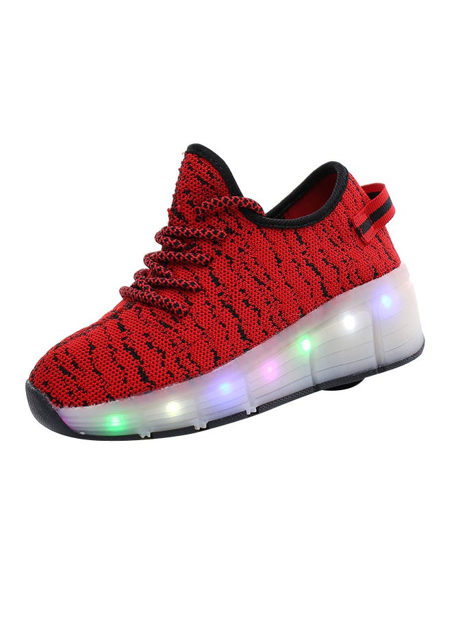 إسكدنيا حذاء رياضي برقبة منخفضة مزود بأضواء LED وامضة وعجلات أحمر - Image 1