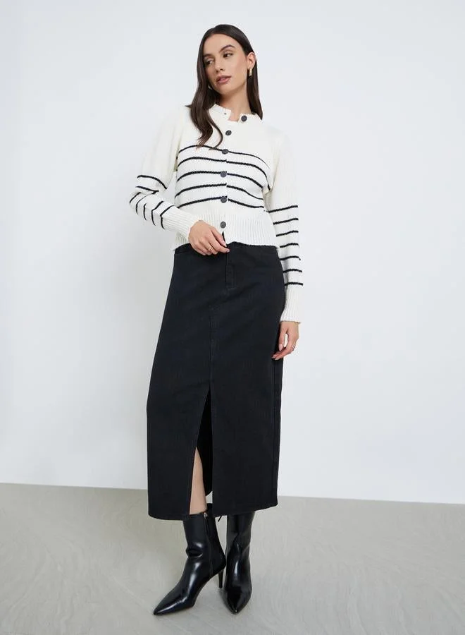 تايك تو كارديجان محبوك مخطط