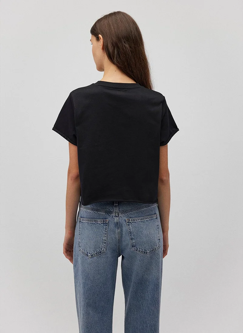 مافي Crop Black Basic T-Shirt