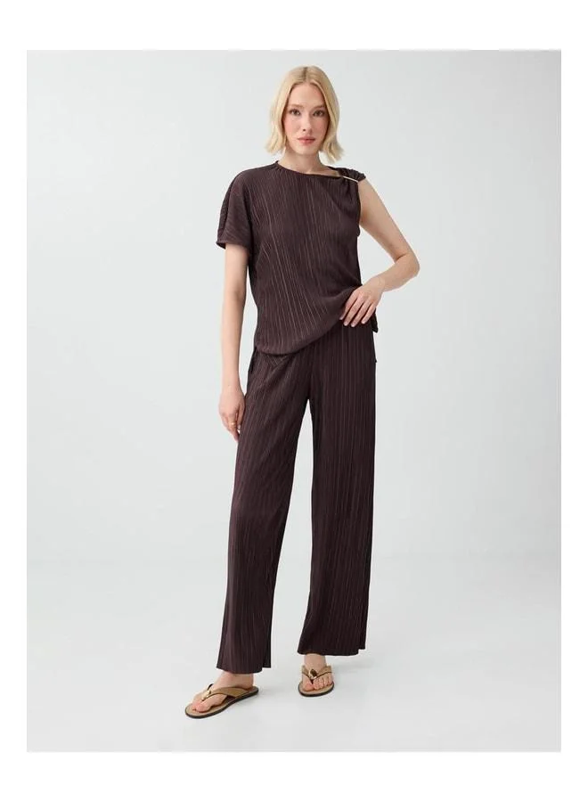 Jimmy Key Brown Regular Waist Pleated Pants.