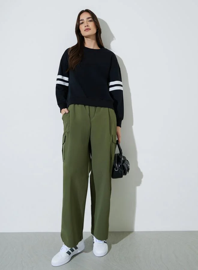 ستايلي Black Regular Fit Striped Sleeve Sweatshirt