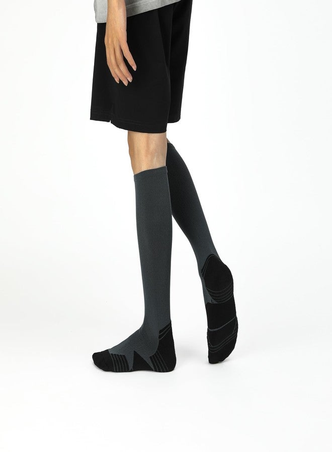 WANDER 3-6 Pairs Men's Athletic Run Cushion Over-the-Calf Tube Socks - Image 2