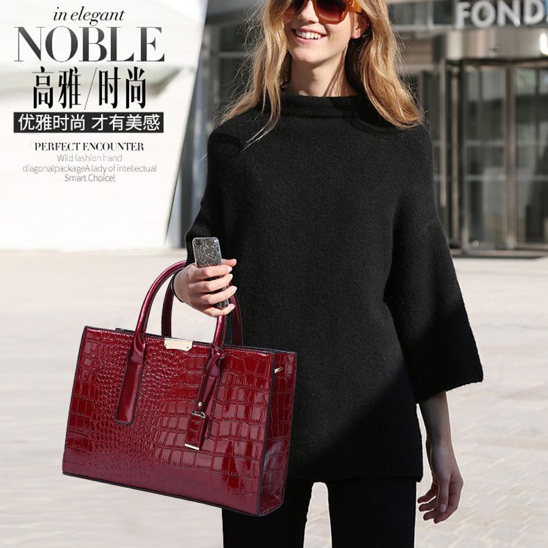 Foreign New Bag Women'S 2023 New Fashion Crocodile Pattern Large Capacity Shoulder Bag High-End Messenger Bag - Image 5