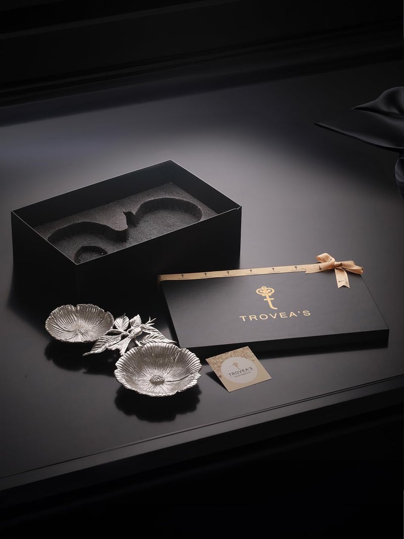 Trovea's طبق تقديم مزخرف من تروفيا بتصميم ريفي - Image 3