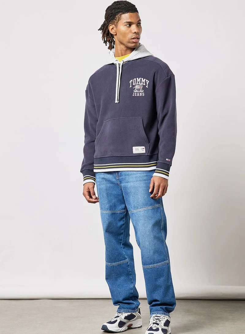 TOMMY JEANS Essential Hoodie