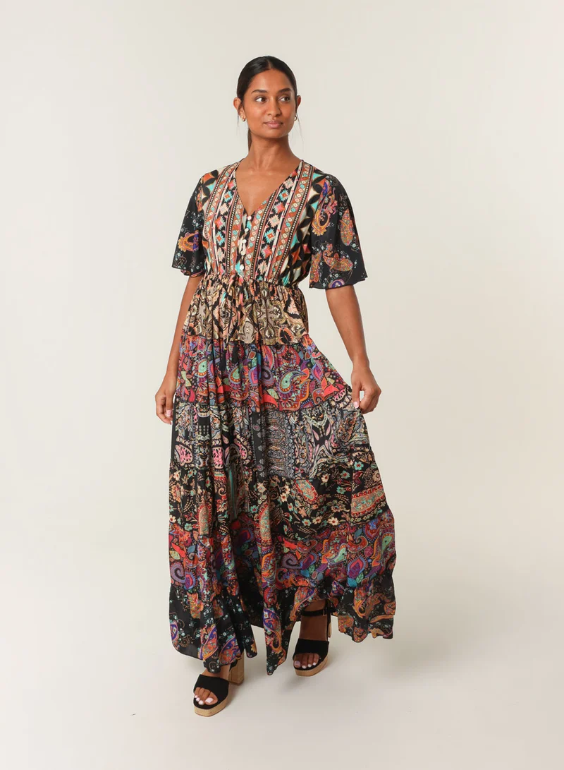 بلو فانيلا فستان ماكسي بأكمام ملاك وأزرار أمامية