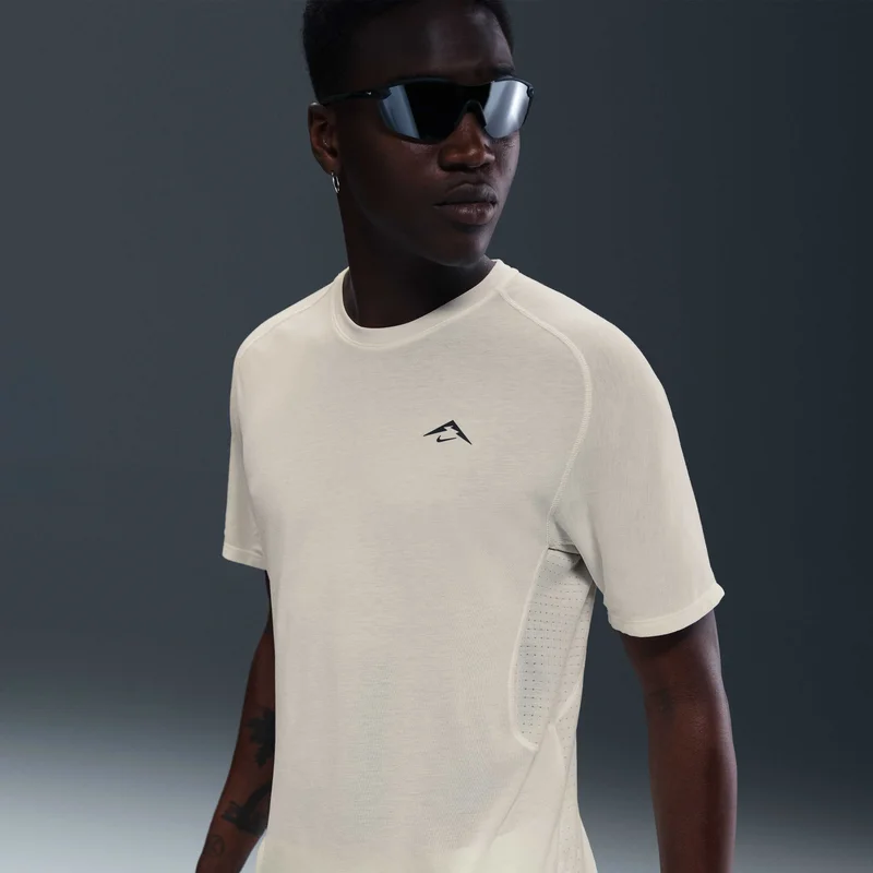 Nike Men's Solar Chase Dri-FIT ADV Running Top