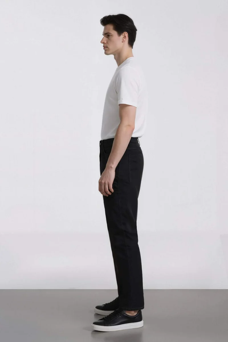 Defacto  Sergio Regular Fit Normal Waist Jeans for Men | Best Price UAE