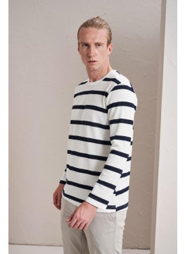 Tena Men's White Crew Neck Horizontal Striped Waffle Sweatshirt  - Image 3