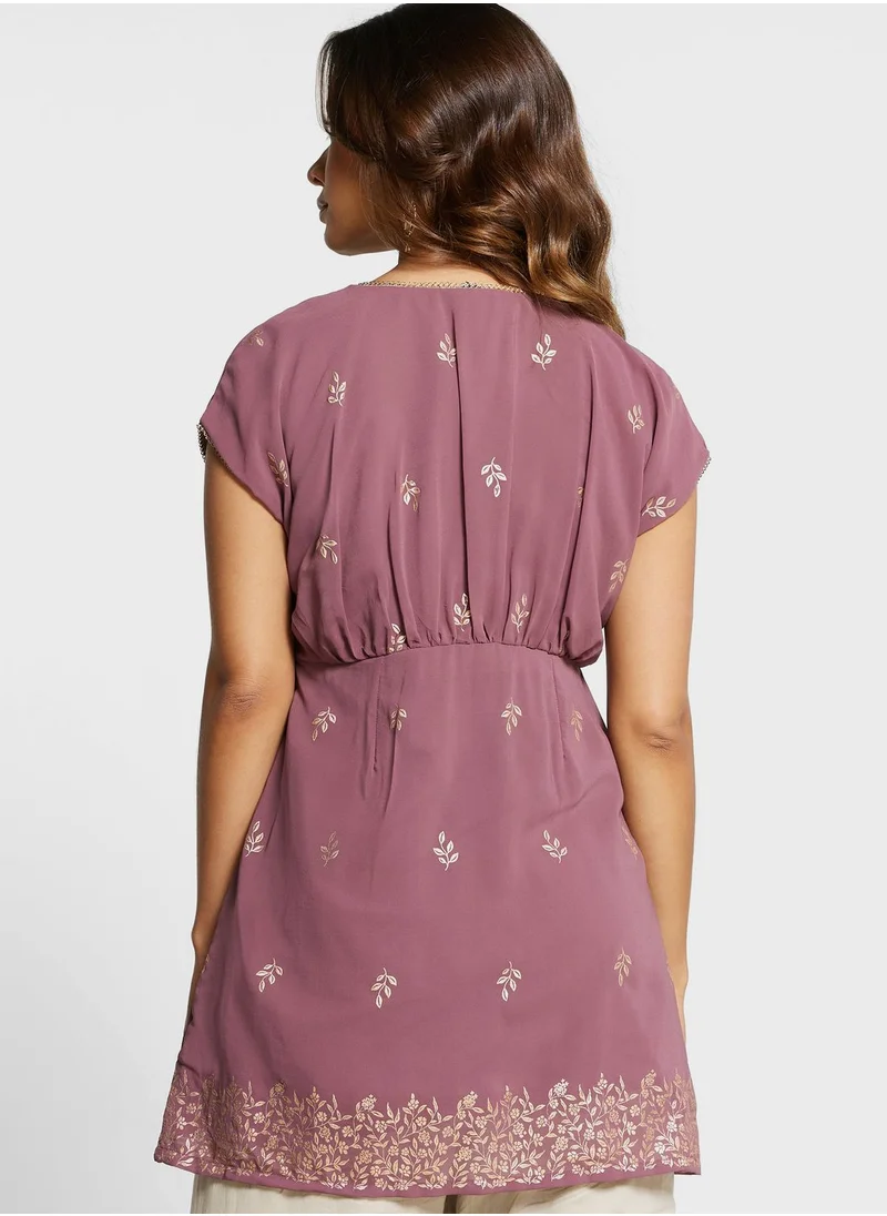 indya Surplice Neck Foil Print Kurti