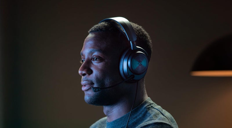 SteelSeries Arctis Nova ProMulti-System Gaming Headset - Premium Hi-Fi Drivers - Hi-Res Audio - 360° Spatial Audio - GameDAC Gen 2 - ESS Sabre Quad-DAC - Stealth Retractable Mic - PC, PS5, PS4, Switch - Image 2