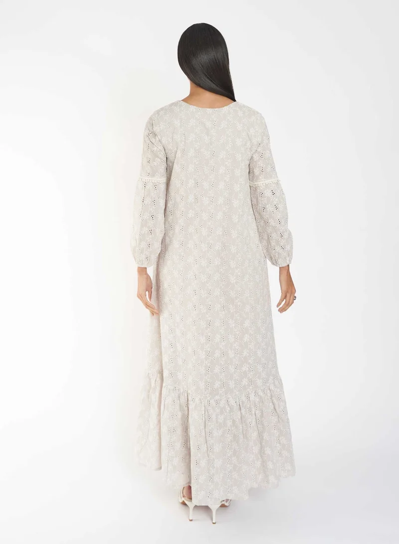 كشخة V-Neck Tiered Hem Jalabiya