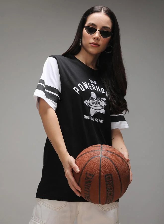 ديلينجر تيشيرت نسائي واسع بياقة دائرية وطبعة