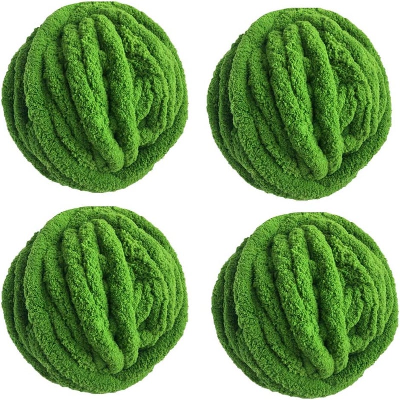 Chunky Yarn, Fluffy Chenille Luxury Thick s Soft Warm Hand Knitting Arm for Blanket Pillow Pet Bed Rug Red 4 Skeins/1kg - Image 1