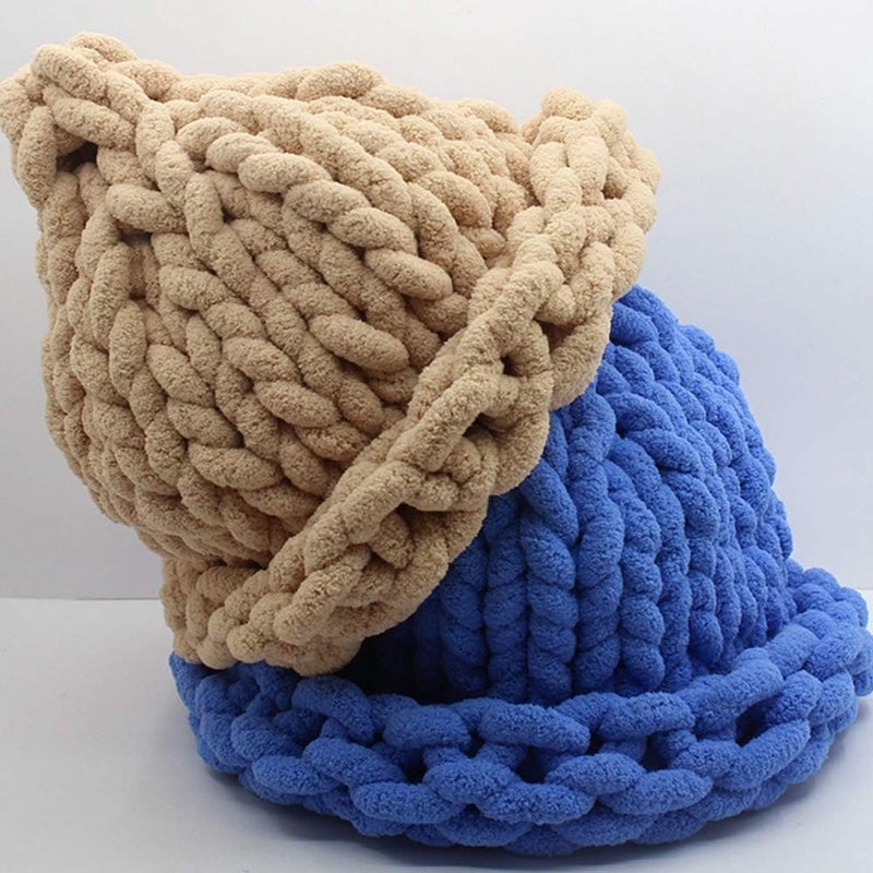 Chunky Yarn, Fluffy Chenille Luxury Thick s Soft Warm Hand Knitting Arm for Blanket Pillow Pet Bed Rug Red 4 Skeins/1kg - Image 5
