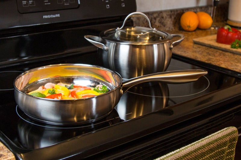 TIYOORTA Stainless Steel Cookware 3 Quart Sauce Pot with Lid - Image 2