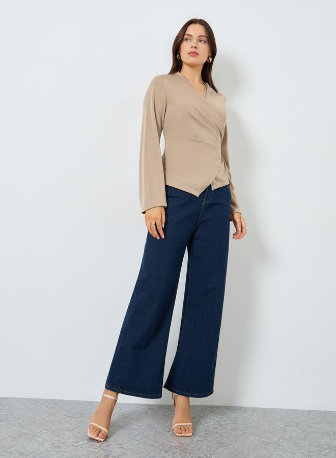 ستايلي بلوزة سادة بنمط لف وأكمام جرس - Image 2