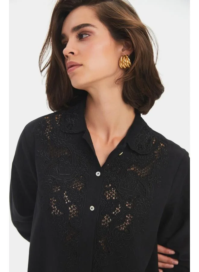JUNE June Women Exclusive Regular/Normal Fit Linen Blend Guipure Detailed Shirt Black