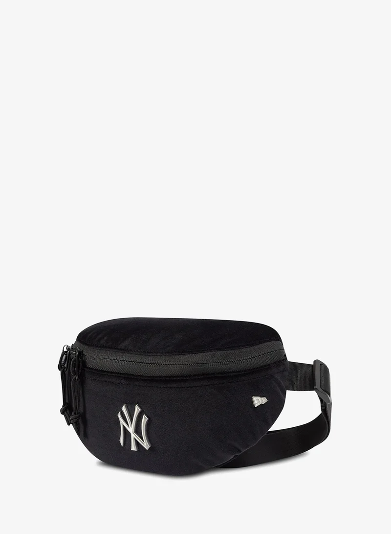 New Era Black Men's MLB New York Yankees Velour Pin Waist Bag for Men | Best Price UAE
