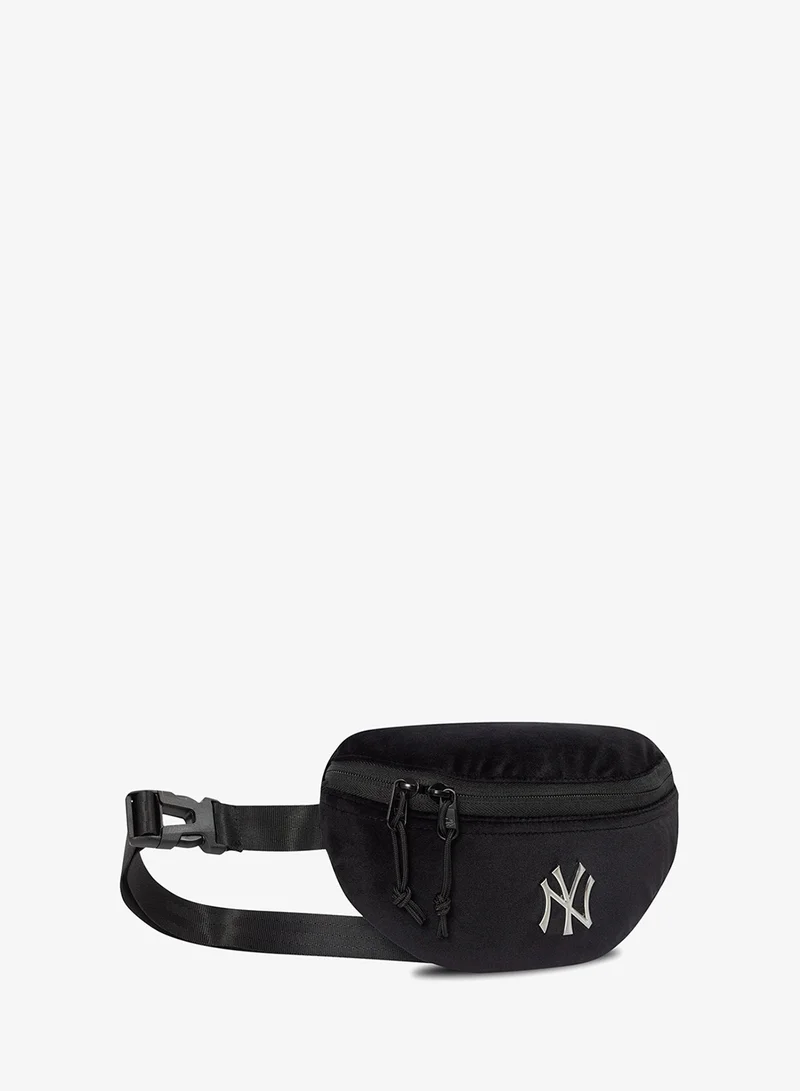 New Era Black Men's MLB New York Yankees Velour Pin Waist Bag for Men | Best Price UAE