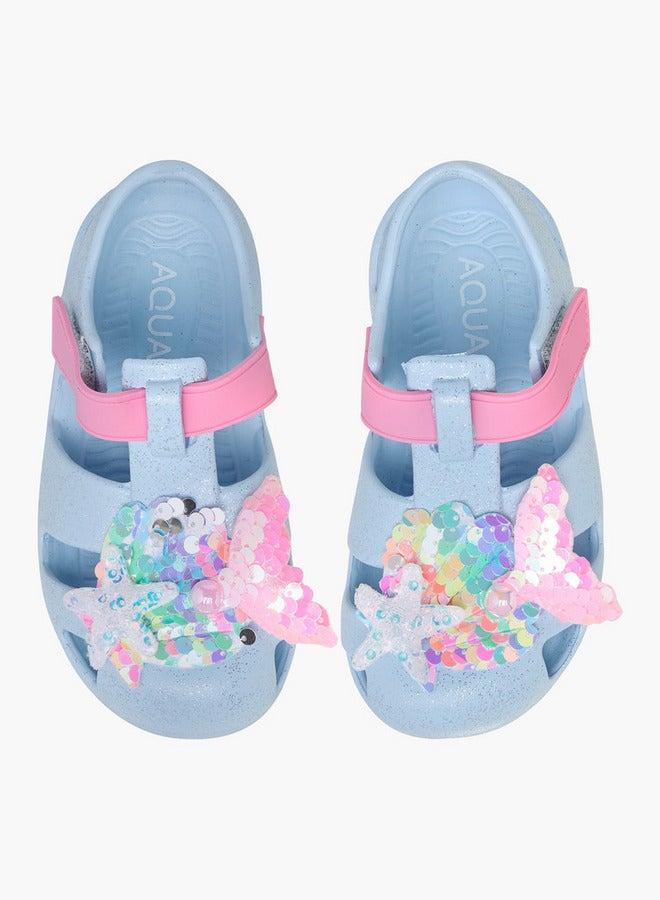 أكوا صنادل بتطريز لامع وإغلاق بشريط لاصق - Image 3