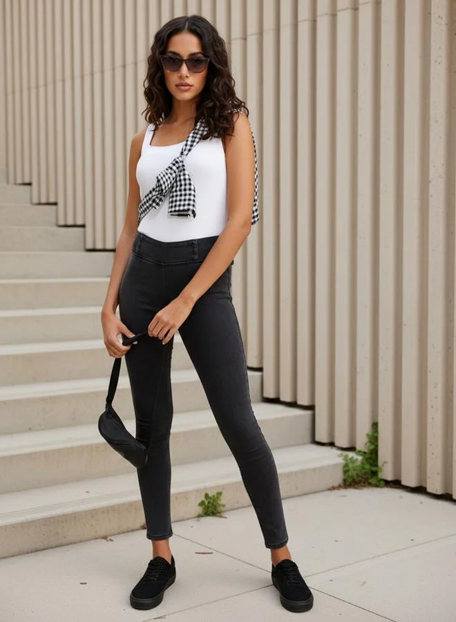 Freehand  Black Skinny Fit Solid Jegging for Women | Best Price UAE
