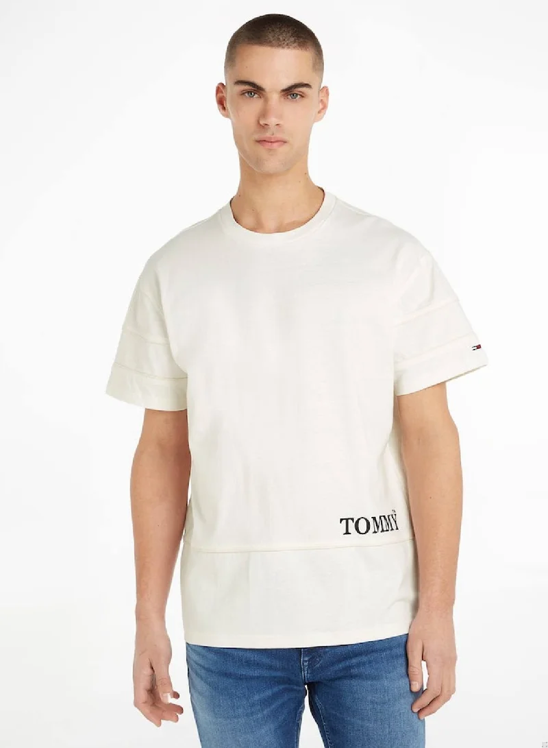 TOMMY JEANS Men's Logo Embroidered Short Sleeves T-Shirt, White