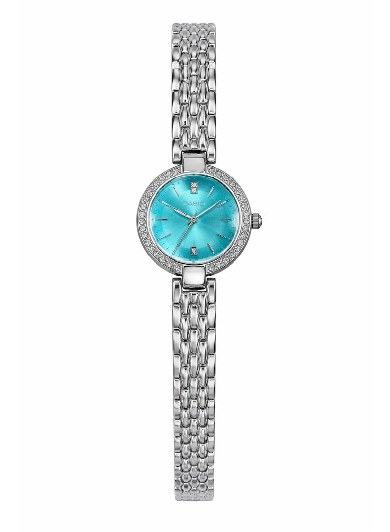 ساعة كاسيو النسائية الأنيقة باللون الفضي مع مينا فيروزي وإطار مرصع بالكريستال